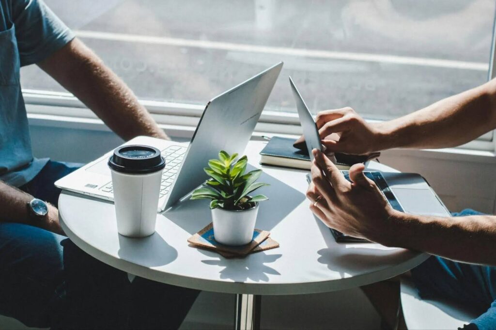 When Everyone Uses AI, Who Is Really Doing the Hiring?